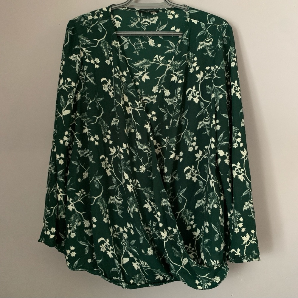 George Plus Green Floral Blouse Size 1x